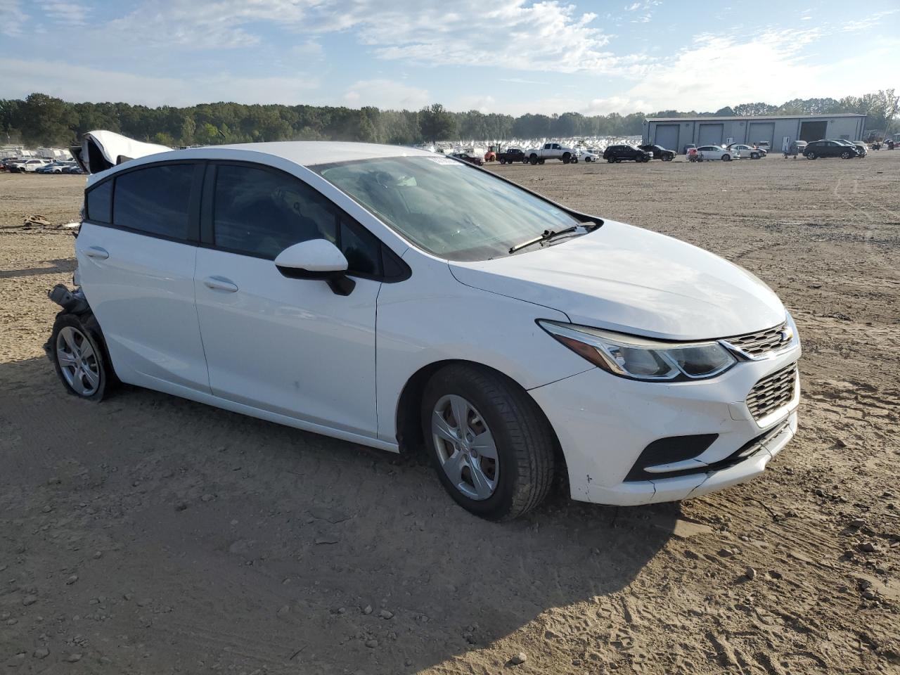 2017 Chevrolet Cruze Ls - Image 4