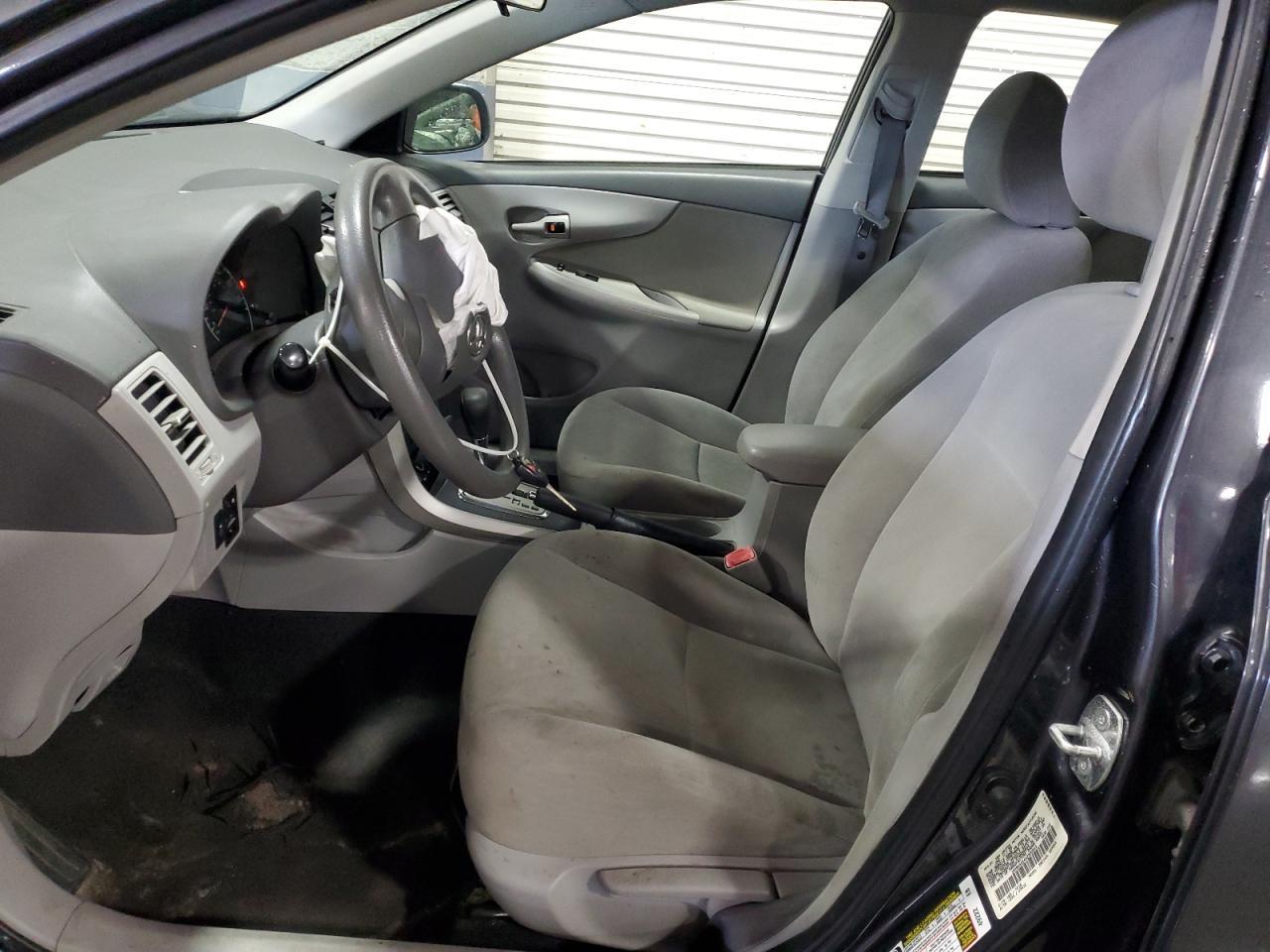 2010 Toyota Corolla Base - Фото 7