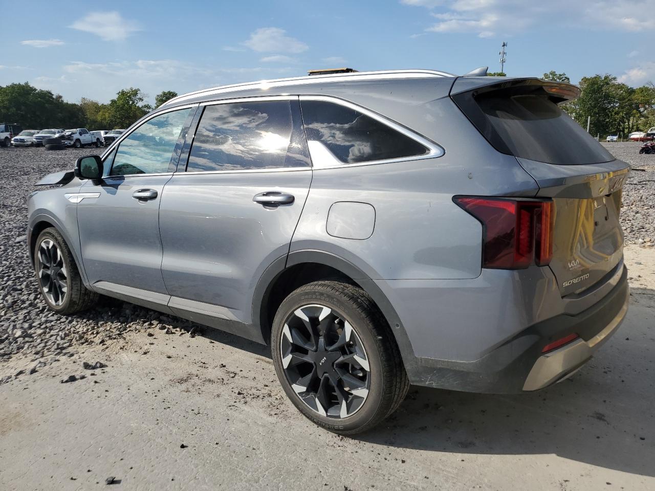 2024 Kia Sorento Sx - Image 2