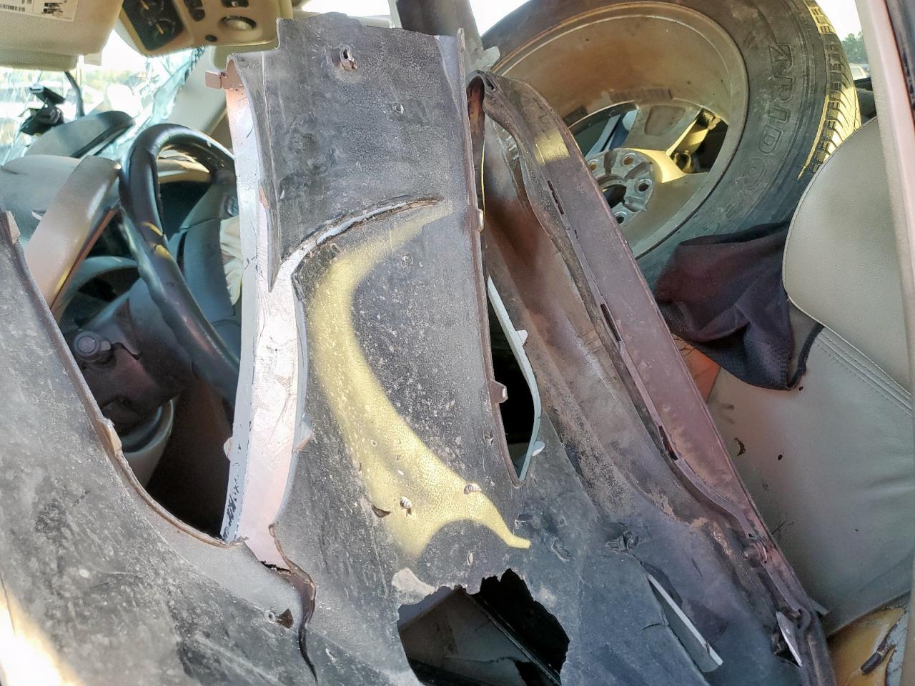 2004 Chevrolet Tahoe K1500 - Image 7