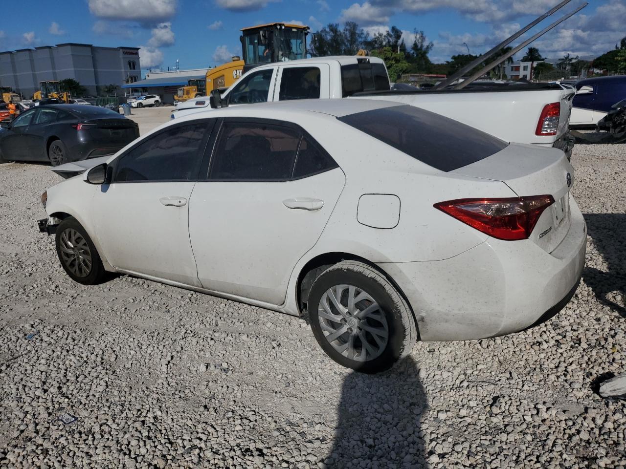 2019 Toyota Corolla Le - Фото 2