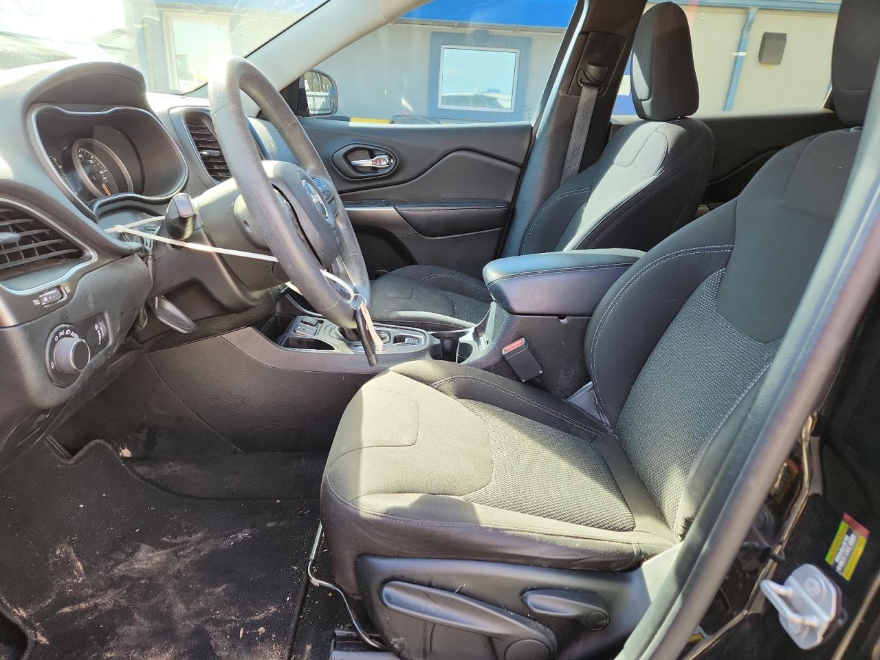 2020 Jeep Cherokee Latitude - Фото 7