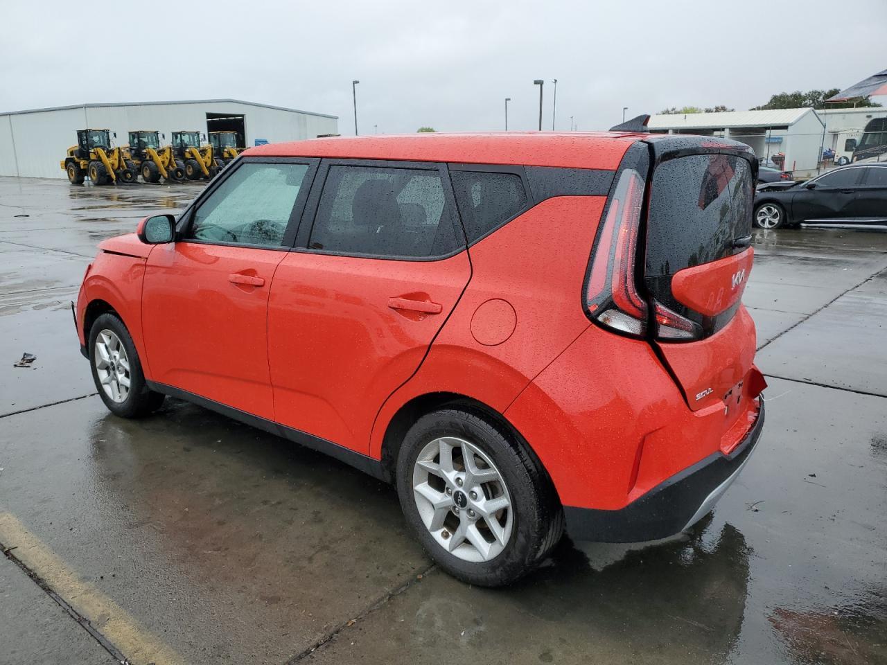 2023 Kia Soul Lx - Image 2
