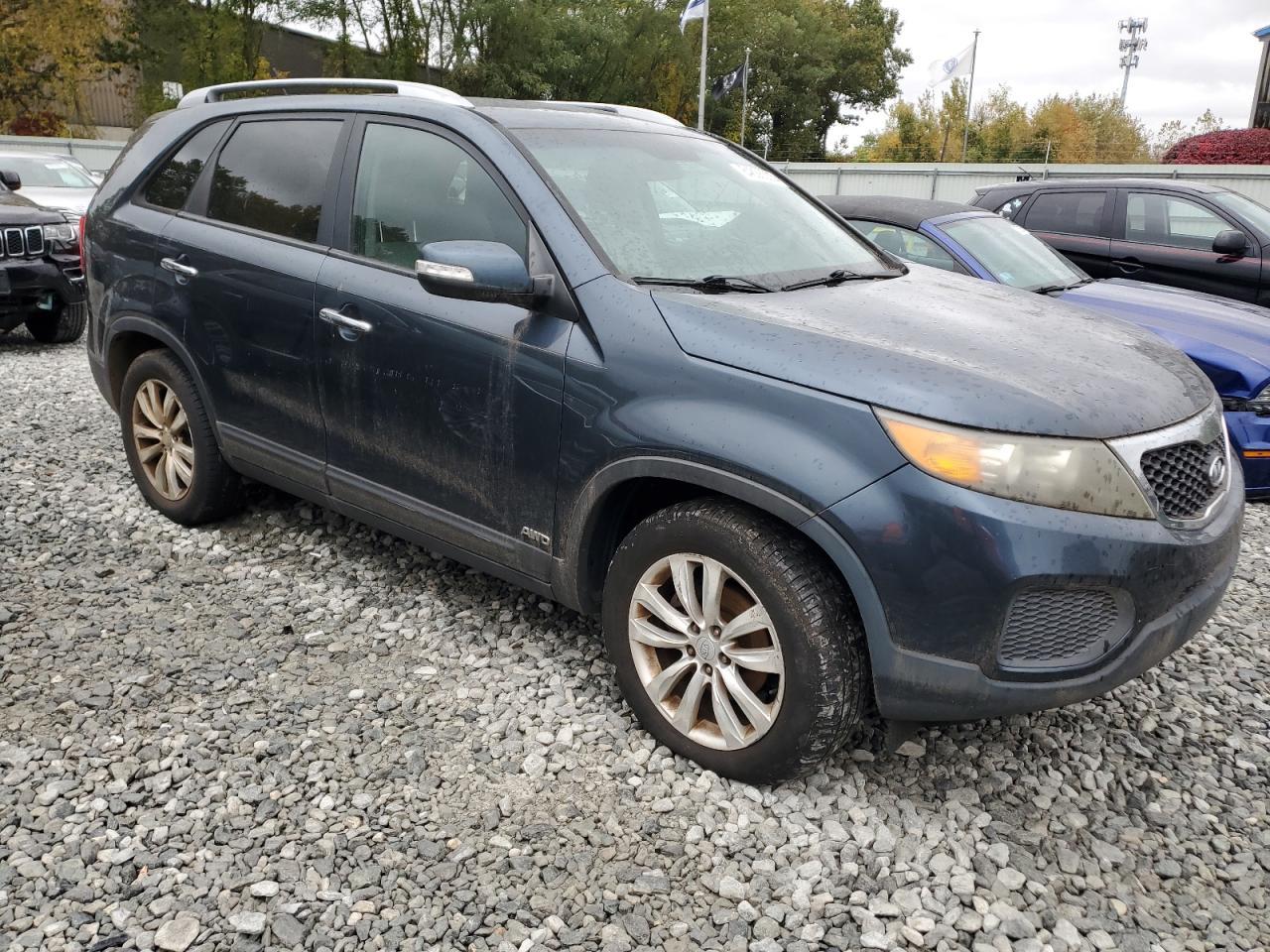 2011 Kia Sorento Base - Фото 4