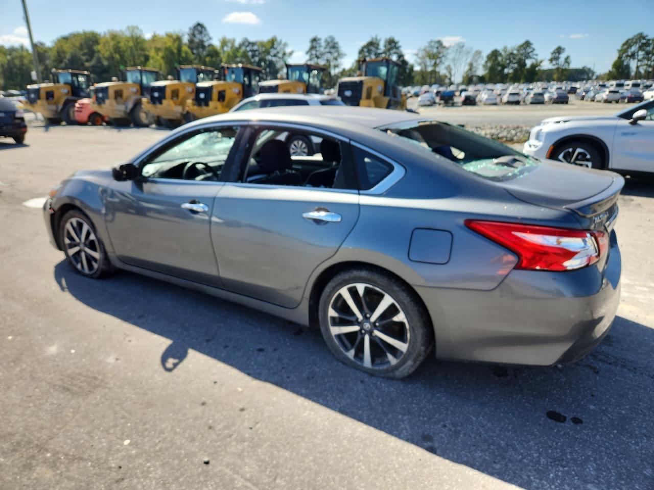 2016 Nissan Altima 2.5 - Image 2