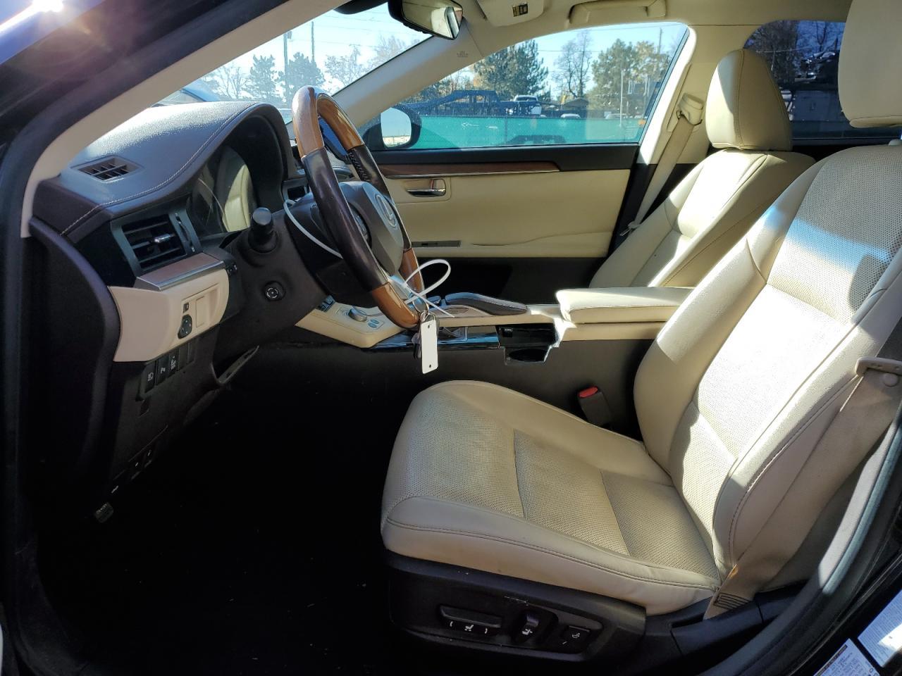 2018 Lexus Es 300H - Фото 7