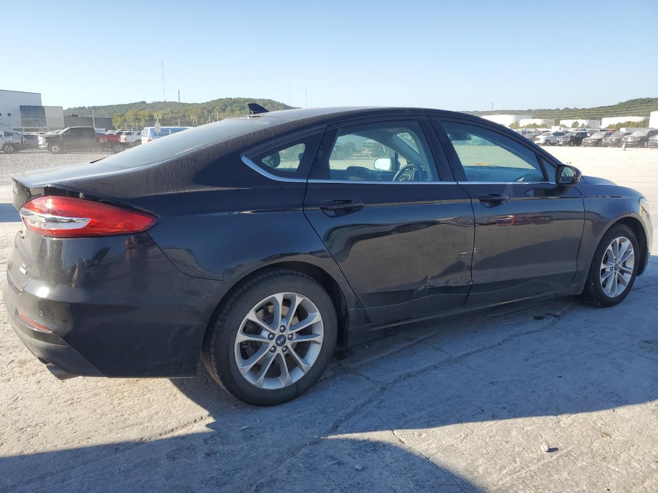 2019 Ford Fusion Se - Фото 3