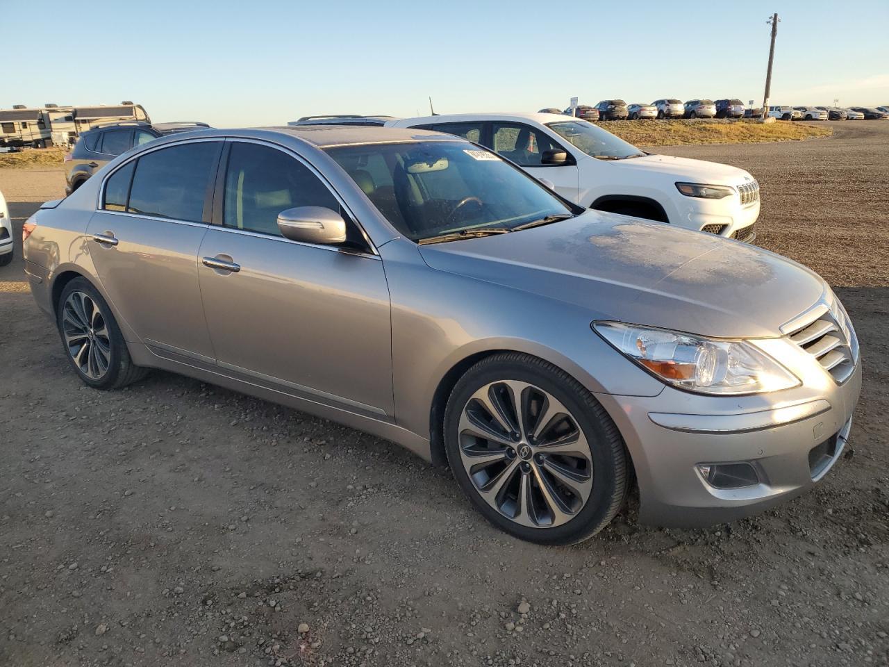 2011 Hyundai Genesis 4.6L - Image 4