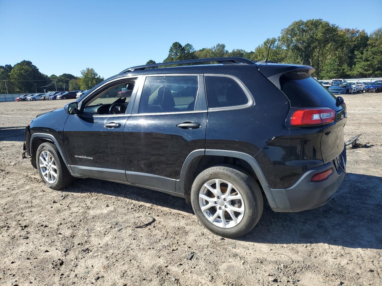 2017 Jeep Cherokee Sport - Фото 2