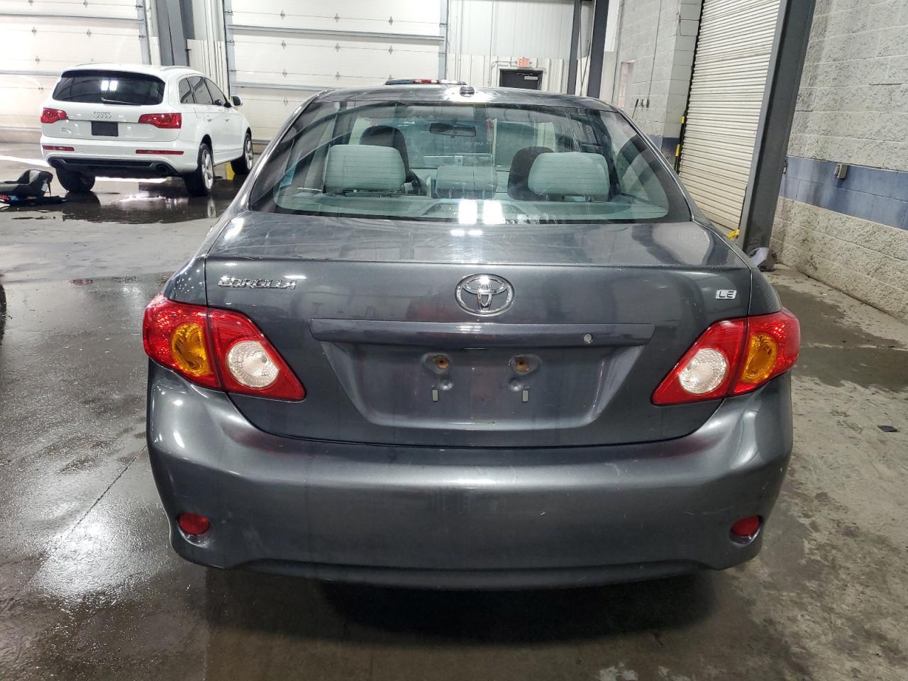 2010 Toyota Corolla Base - Фото 6