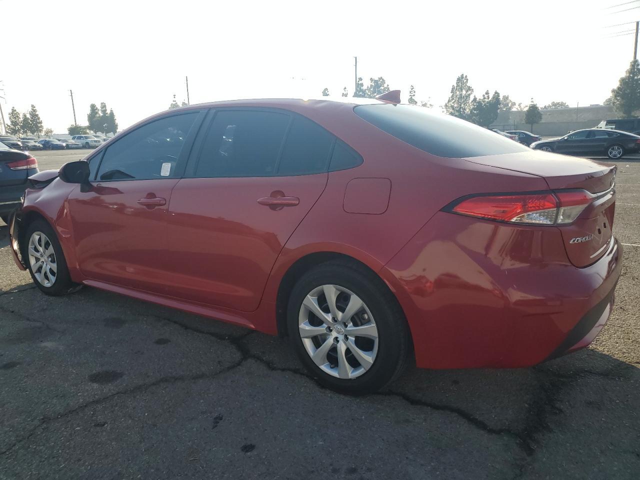 2021 Toyota Corolla Le - Фото 2