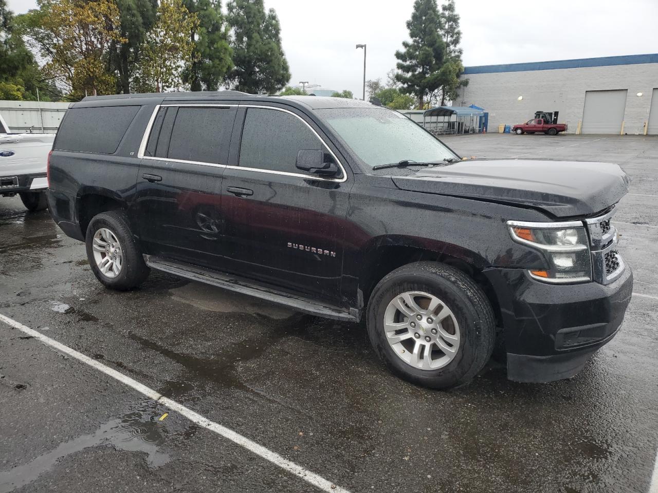 2015 Chevrolet Suburban K1500 Lt - Фото 4