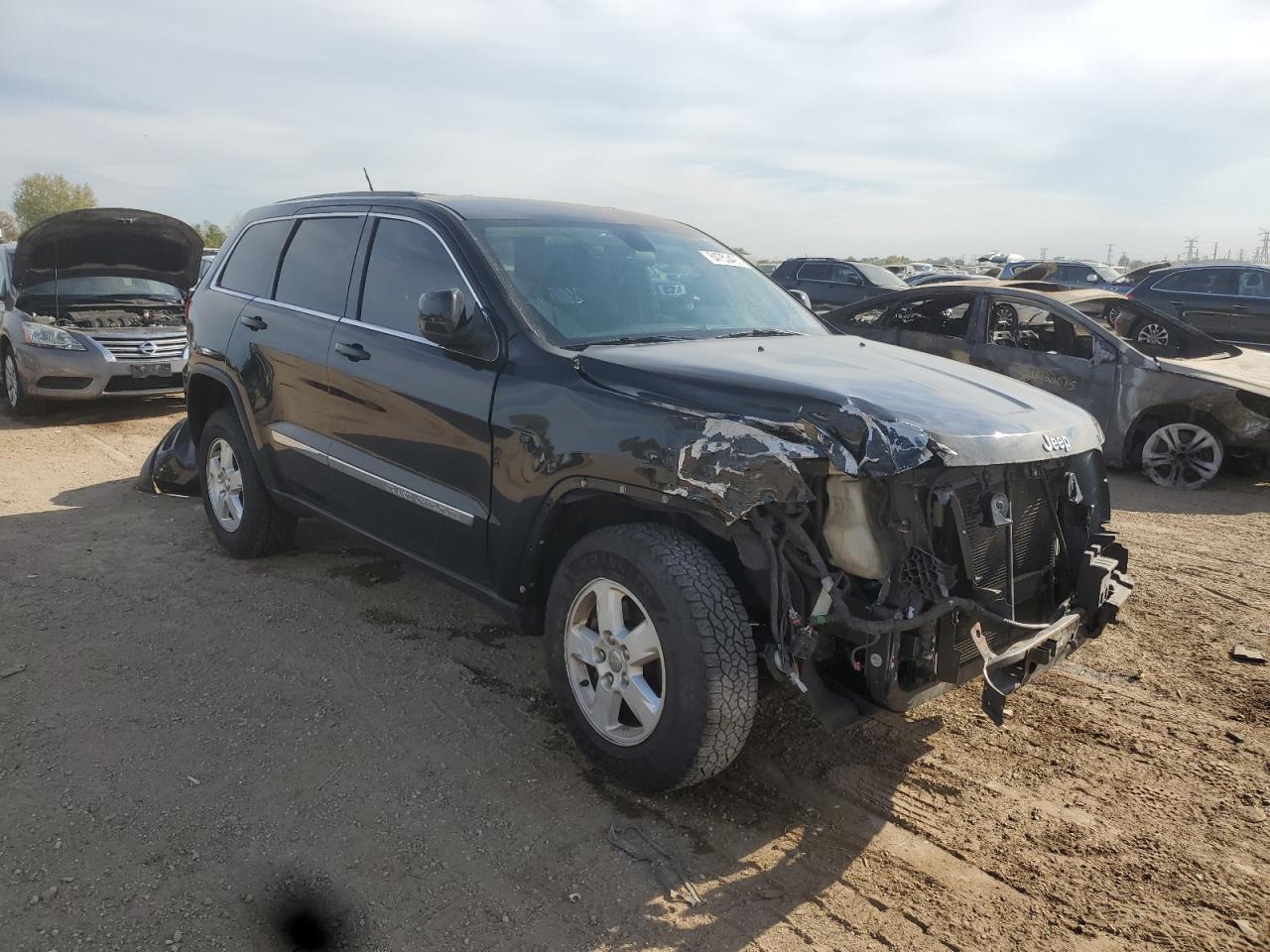 2013 Jeep Grand Cherokee Laredo - Image 4