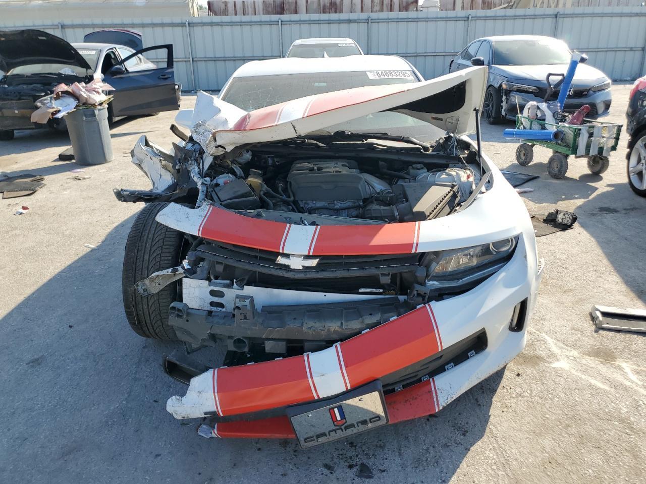 2017 Chevrolet Camaro Lt - Image 5