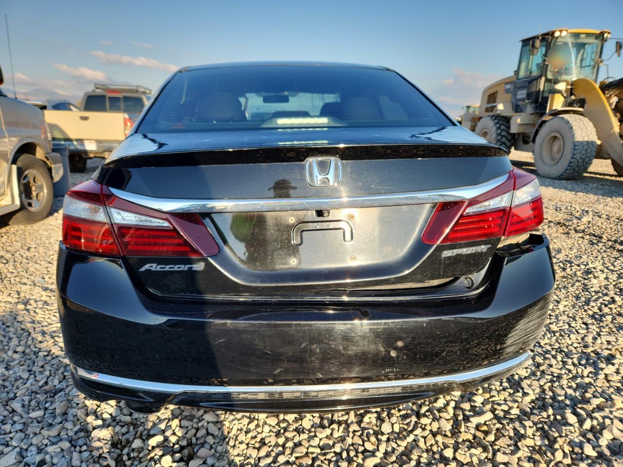 2016 Honda Accord Sport - Image 6