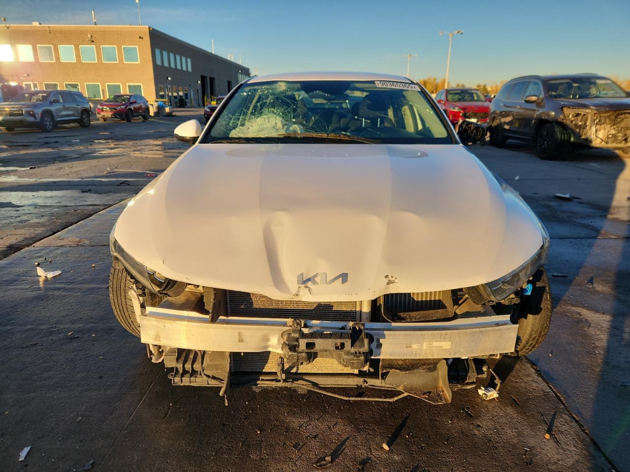 2022 Kia K5 Lxs - Фото 5