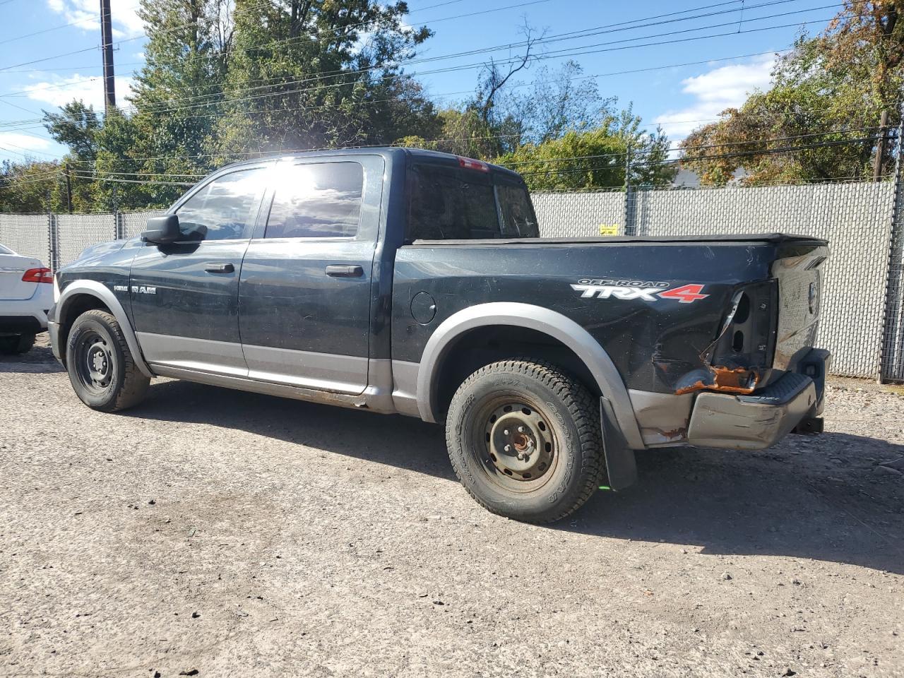 2010 Dodge Ram 1500 - Image 2