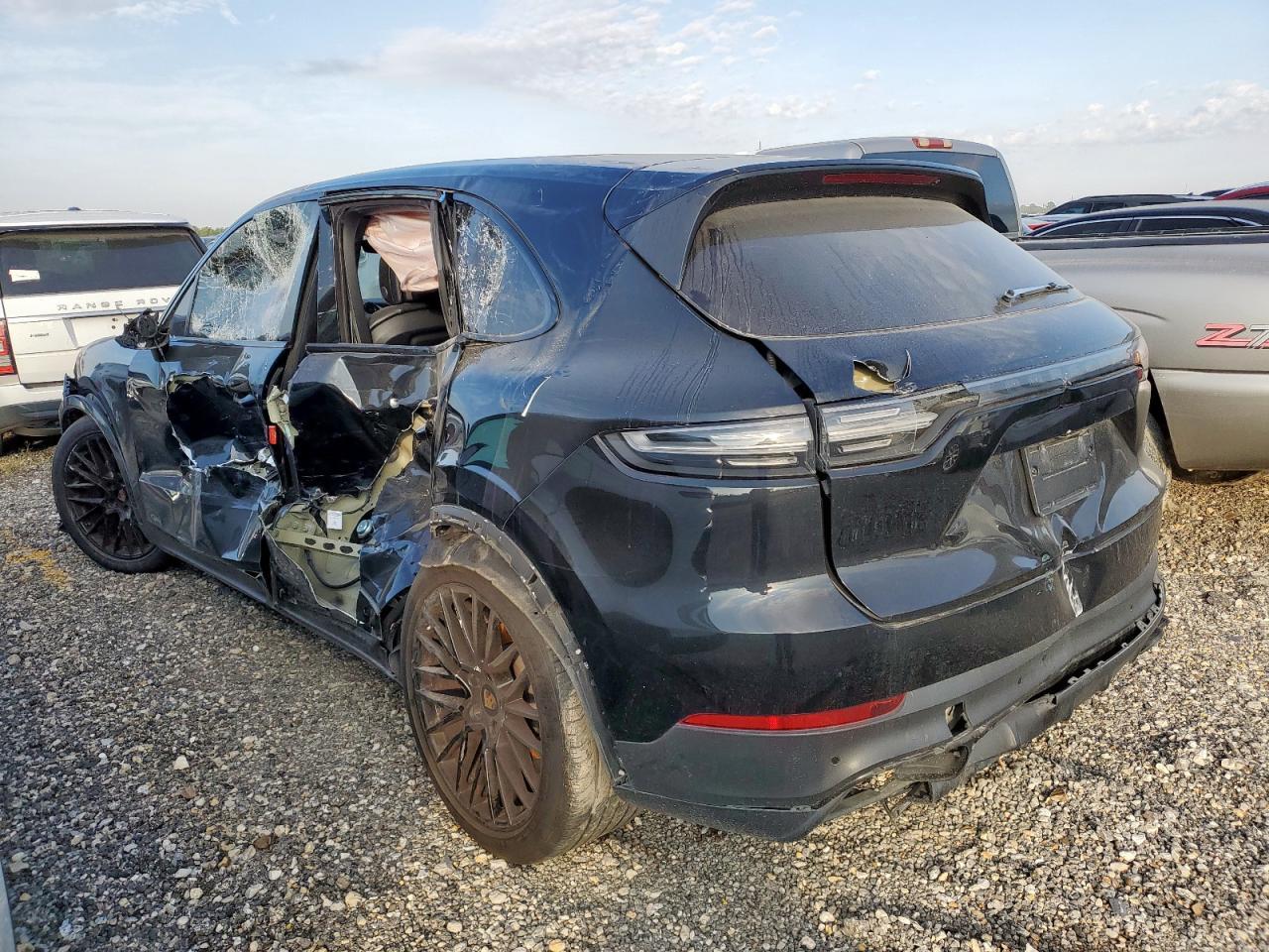 2023 Porsche Cayenne S - Image 2