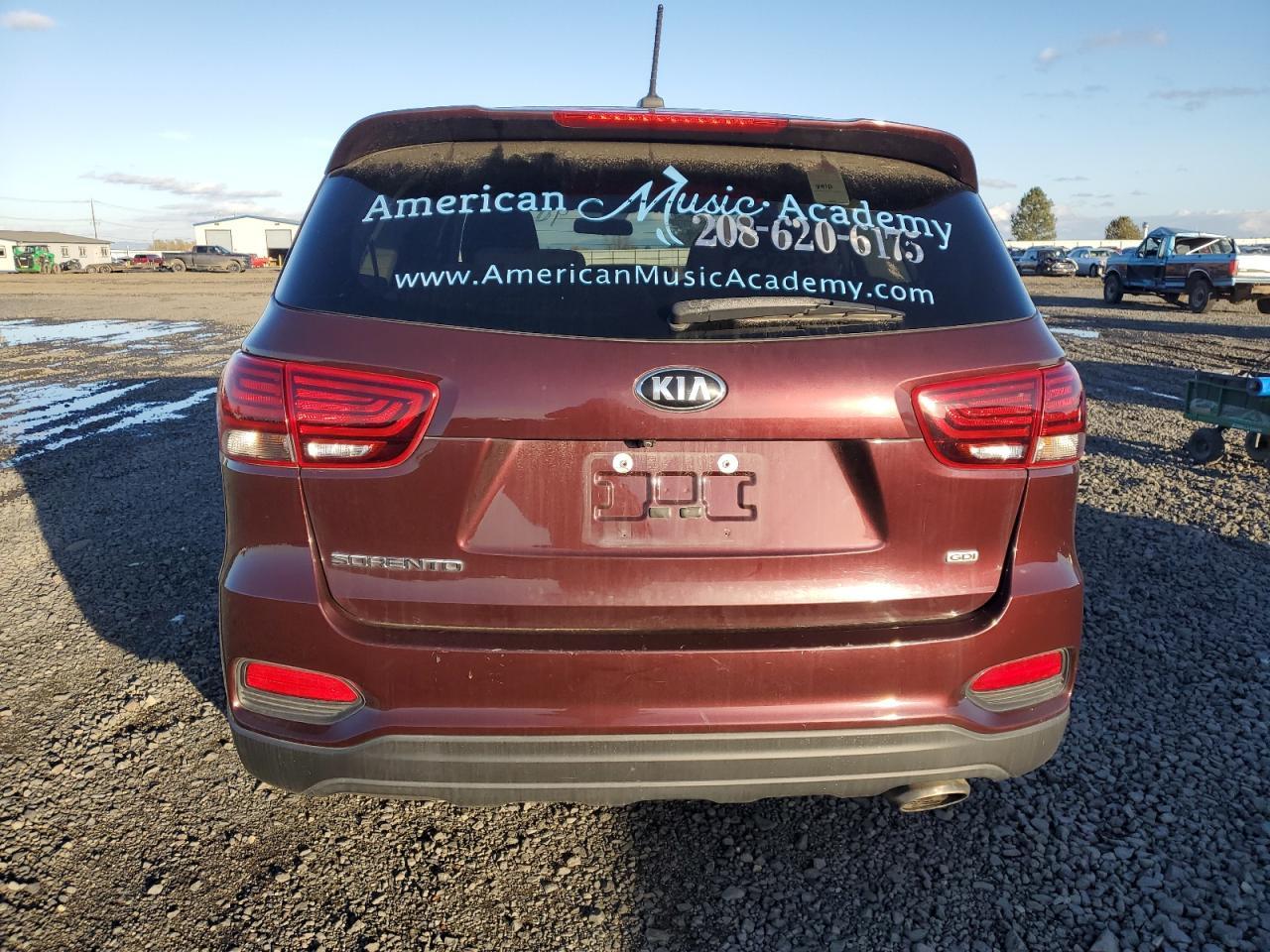 2019 Kia Sorento L - Image 6