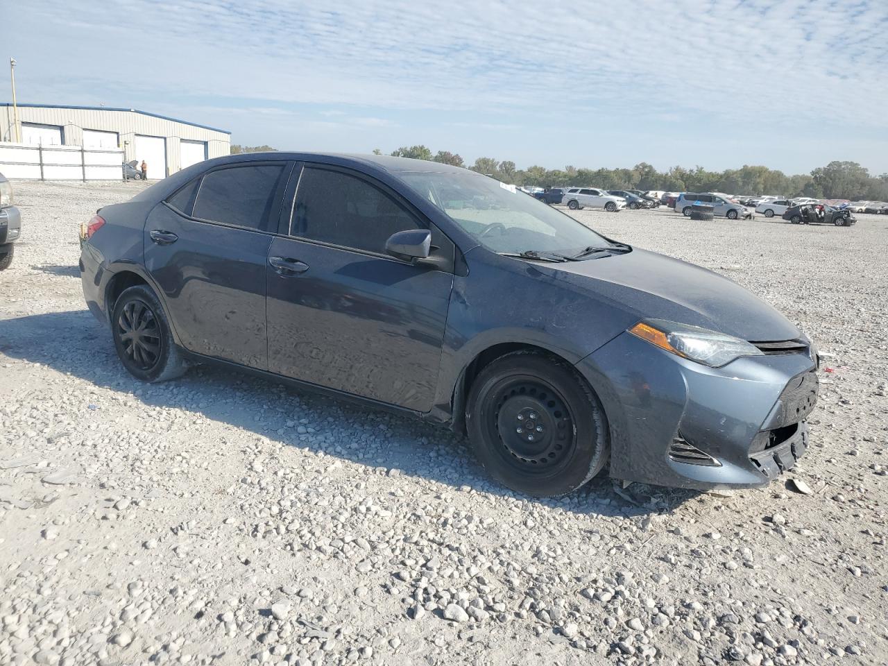 2018 Toyota Corolla L - Image 4
