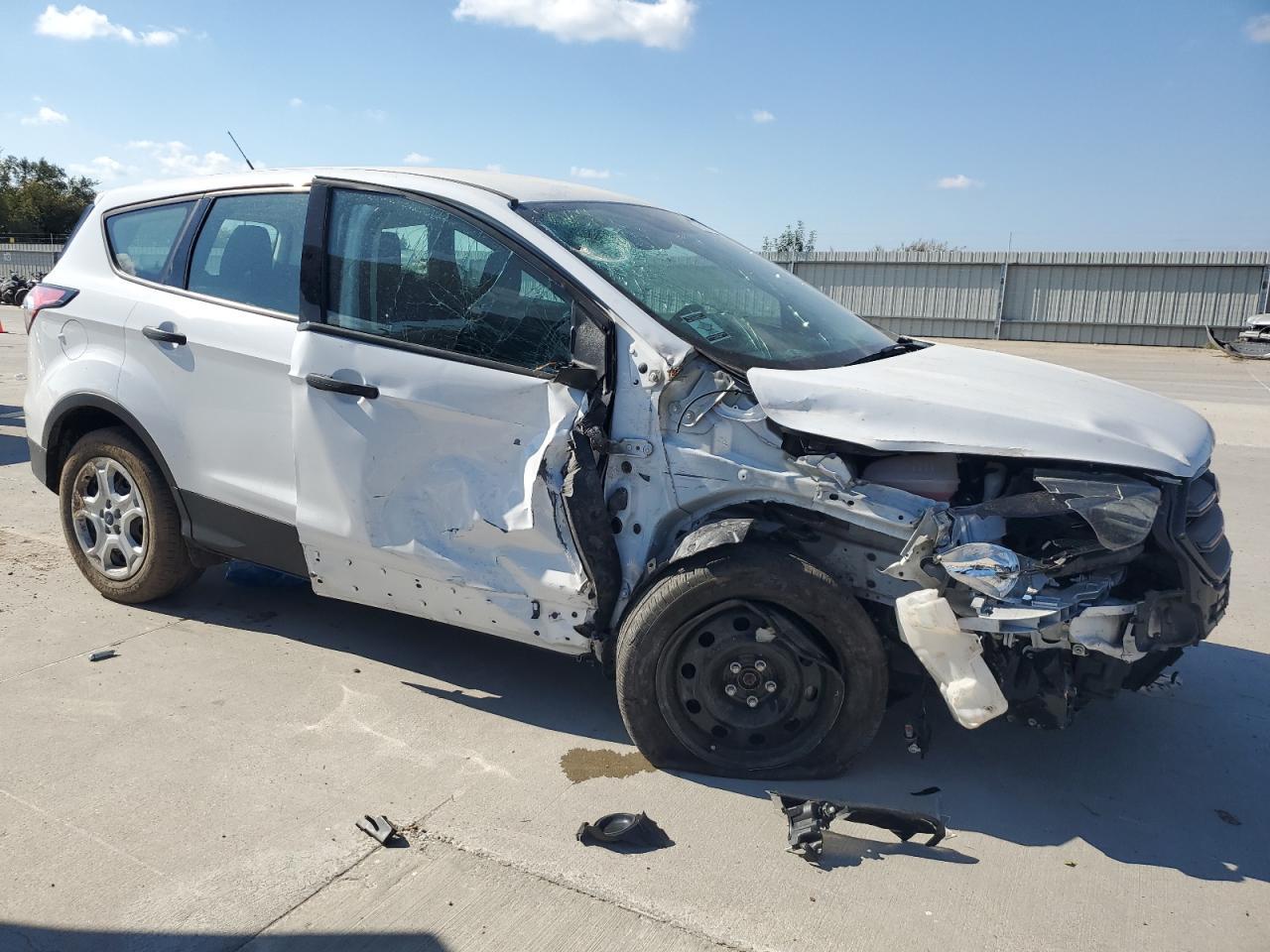 2018 Ford Escape S - Фото 4