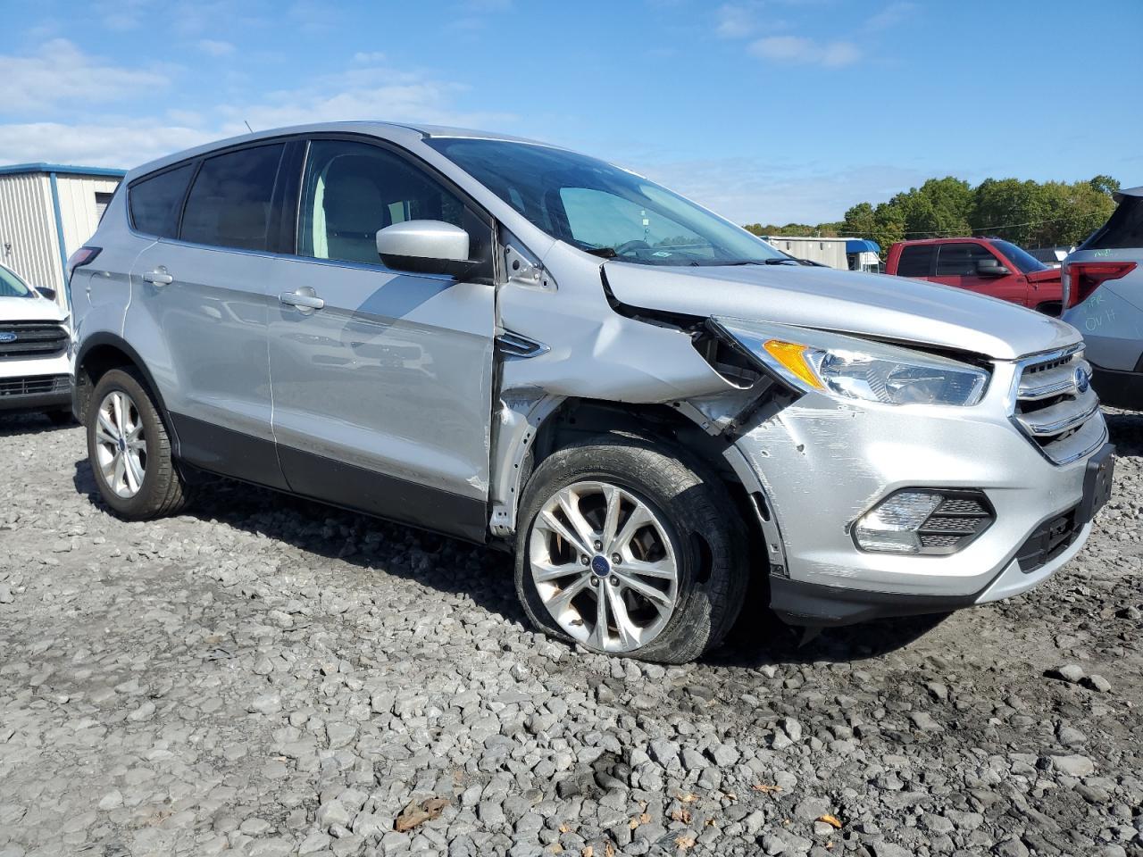 2017 Ford Escape Se - Фото 4
