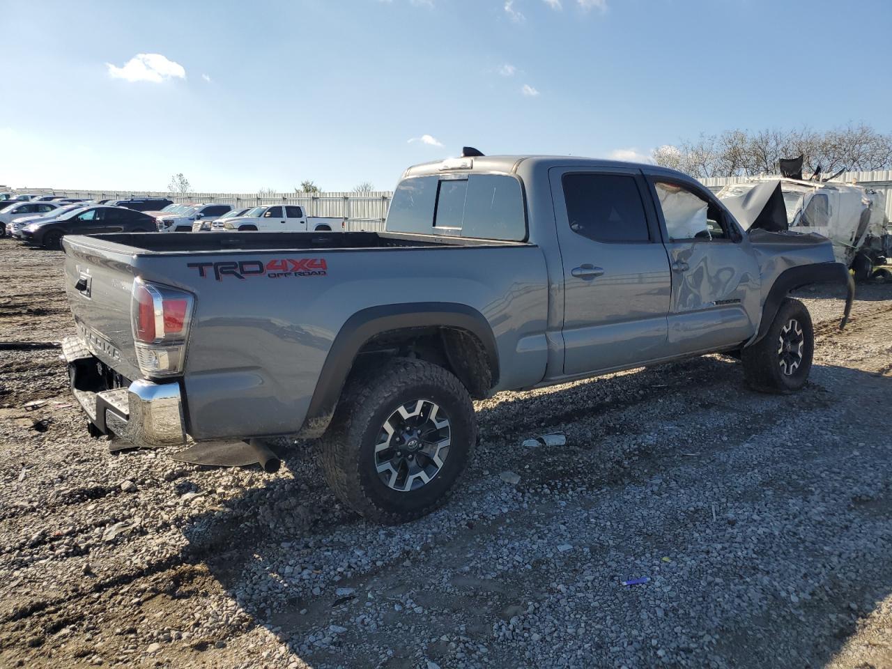 2020 Toyota Tacoma Double Cab - Фото 3
