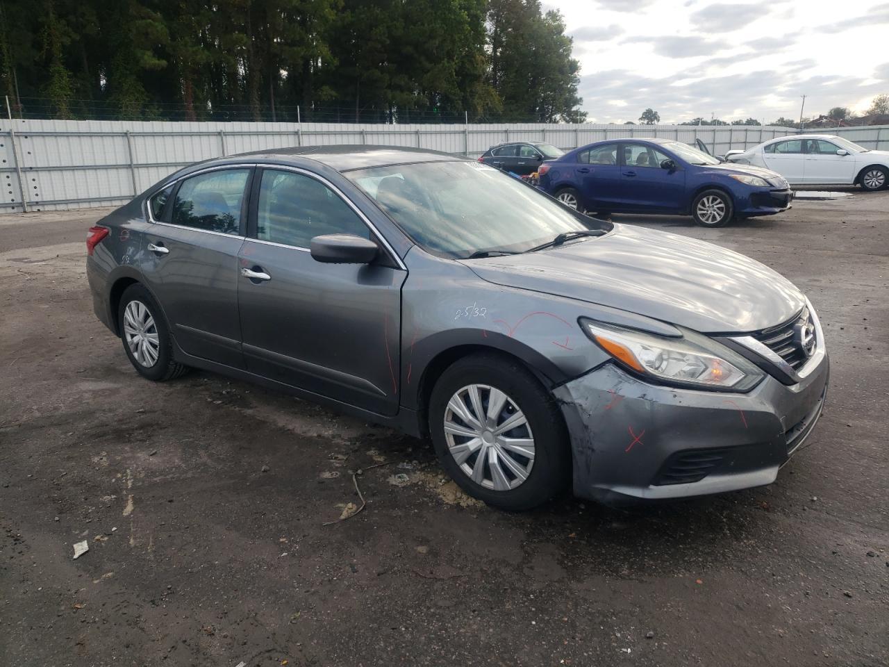 2016 Nissan Altima 2.5 - Фото 4