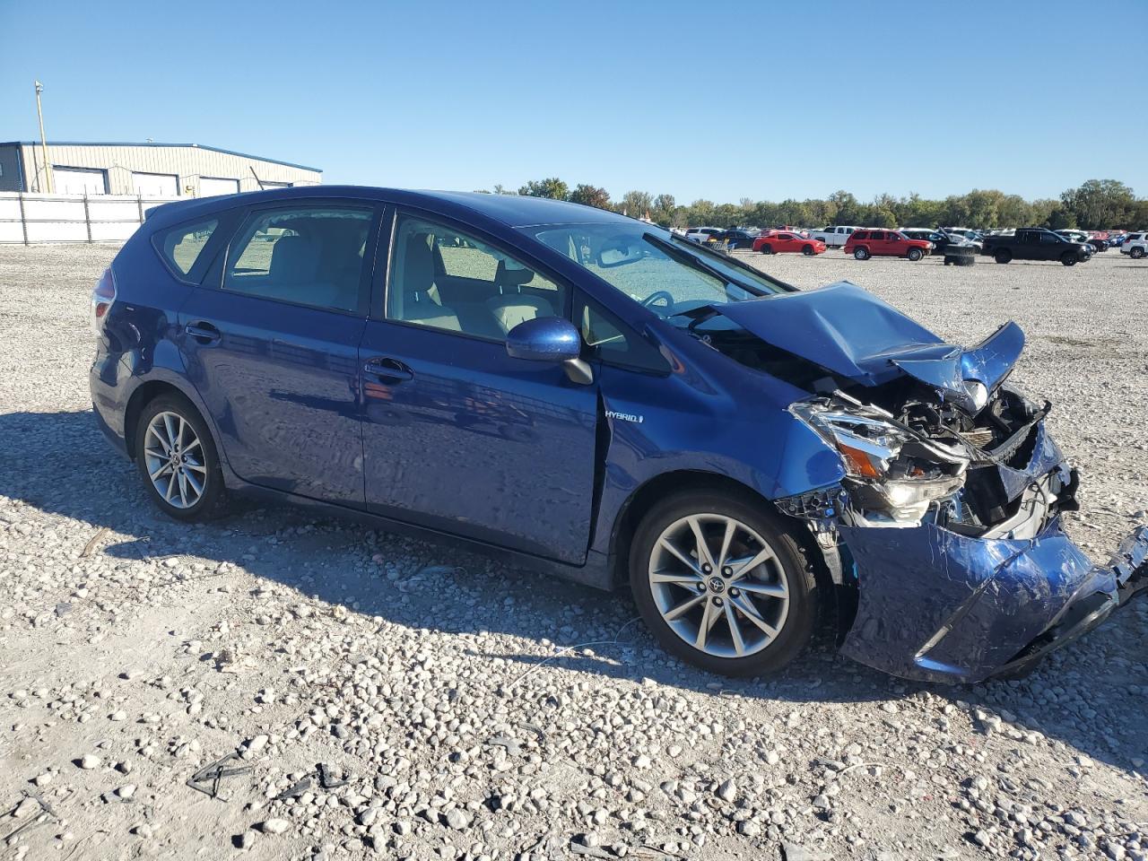 2015 Toyota Prius V - Image 4