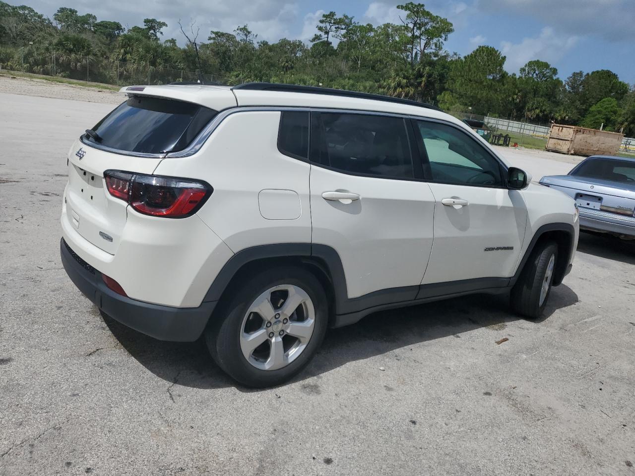 2021 Jeep Compass Latitude - Фото 3