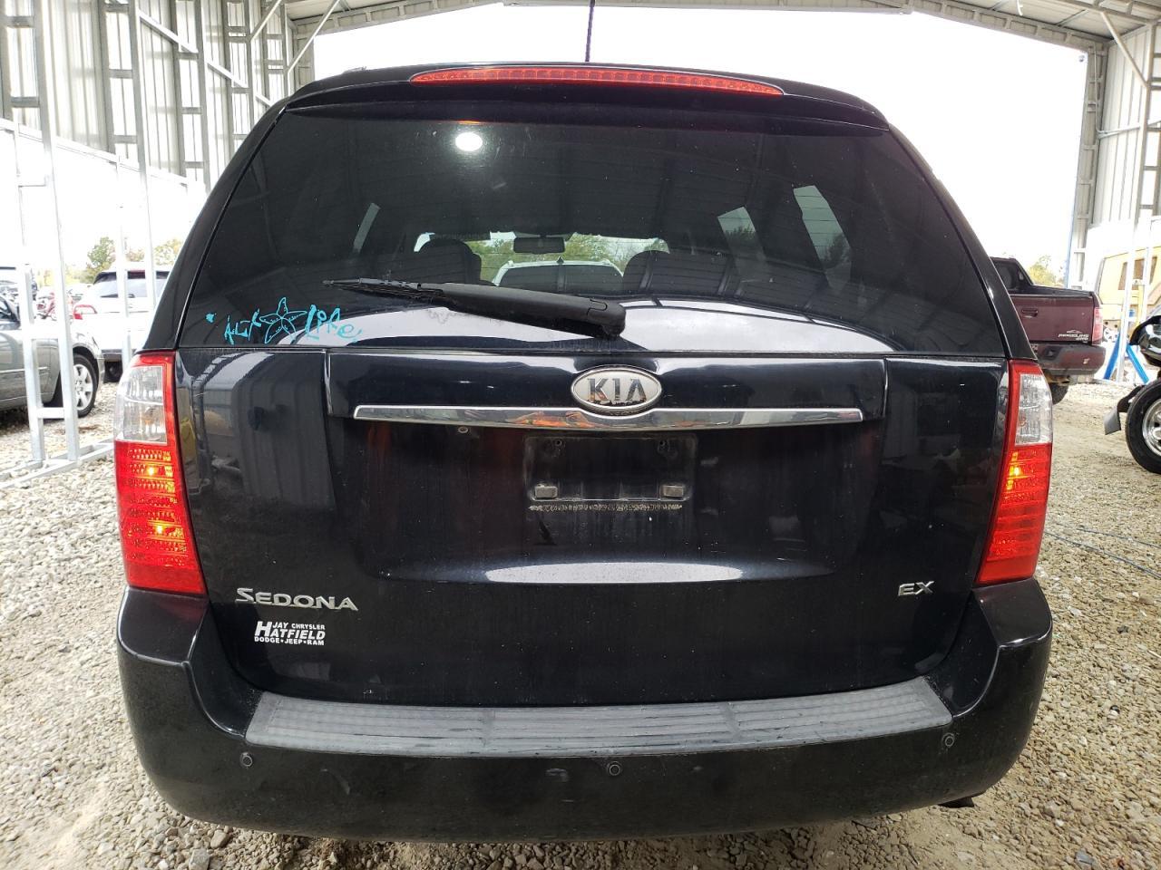 2010 Kia Sedona Van Lwb - Фото 6