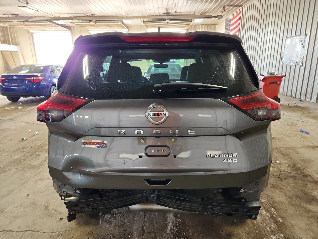 2021 Nissan Rogue Platinum - Image 6