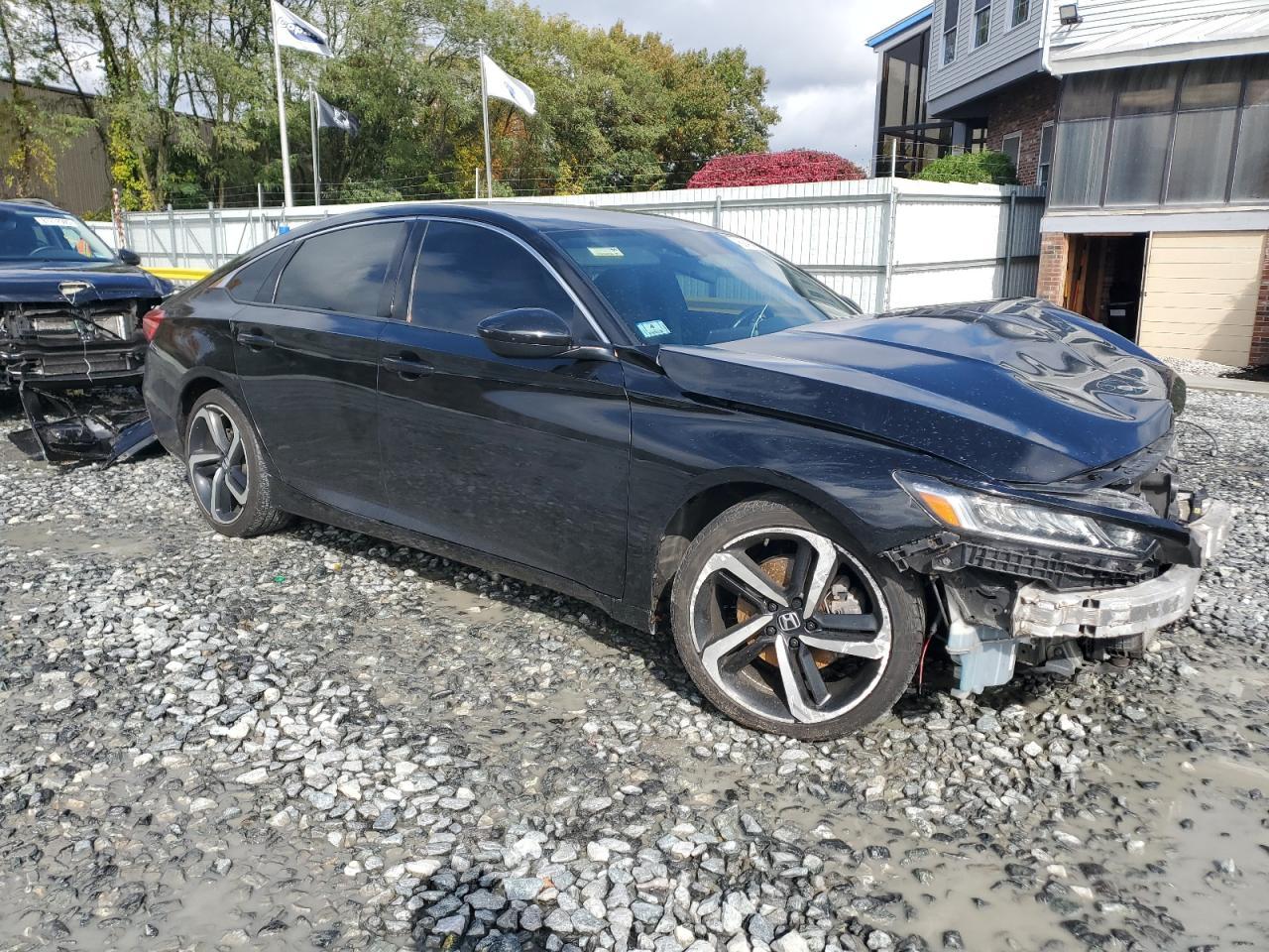 2019 Honda Accord Sport - Image 4