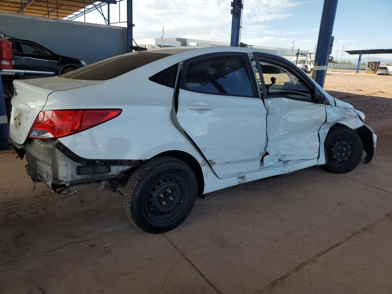 2016 Hyundai Accent Se - Фото 3