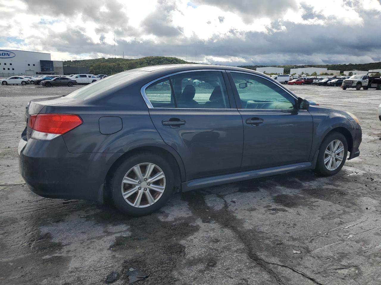 2011 Subaru Legacy 2.5I Premium - Фото 3