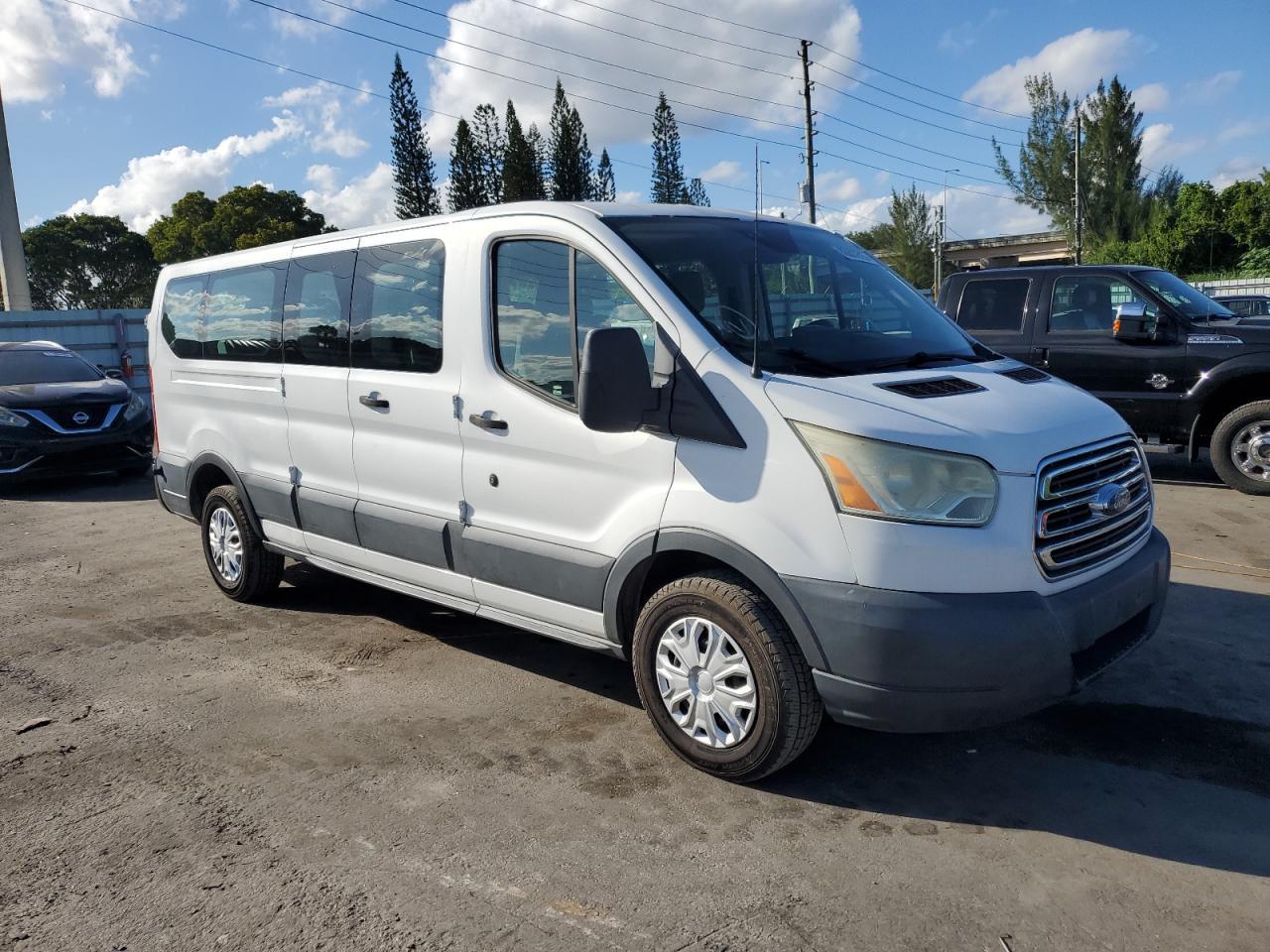2015 Ford Transit T-350 - Фото 4