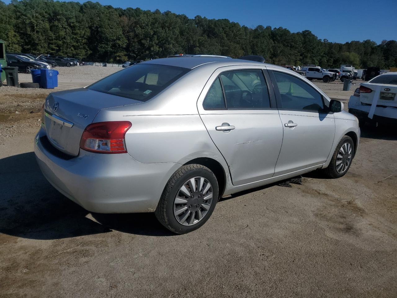 2008 Toyota Yaris - Image 3