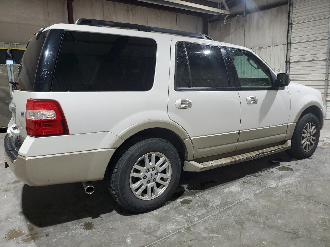 2010 Ford Expedition Eddie Bauer - Фото 3