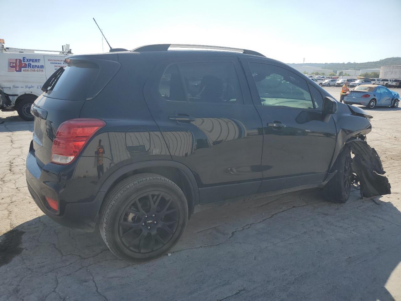 2022 Chev Trax 1Lt - Image 3
