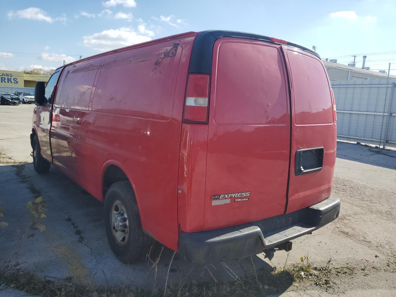 2015 Chevrolet Express G3500 - Фото 2