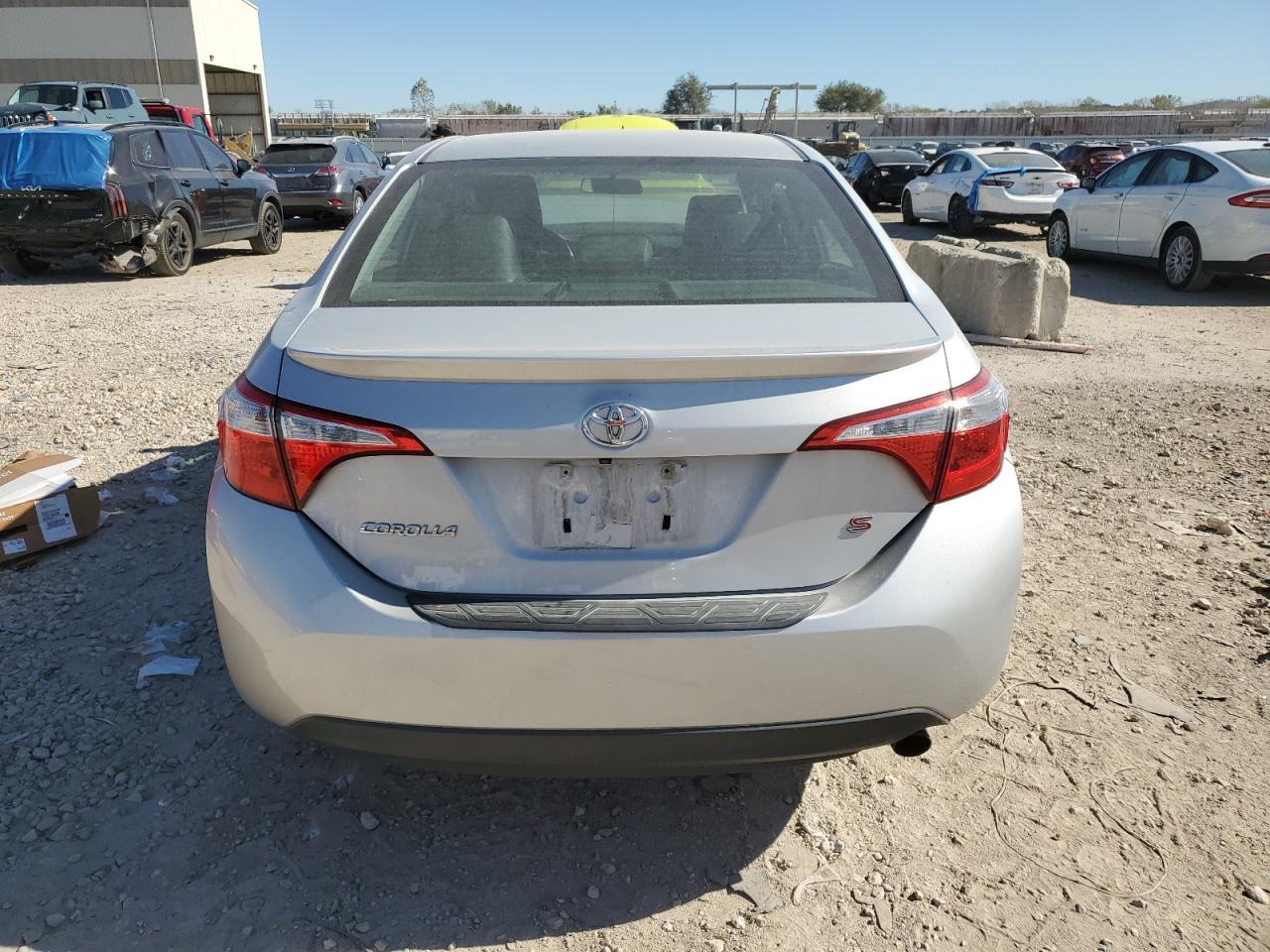 2016 Toyota Corolla L - Фото 6