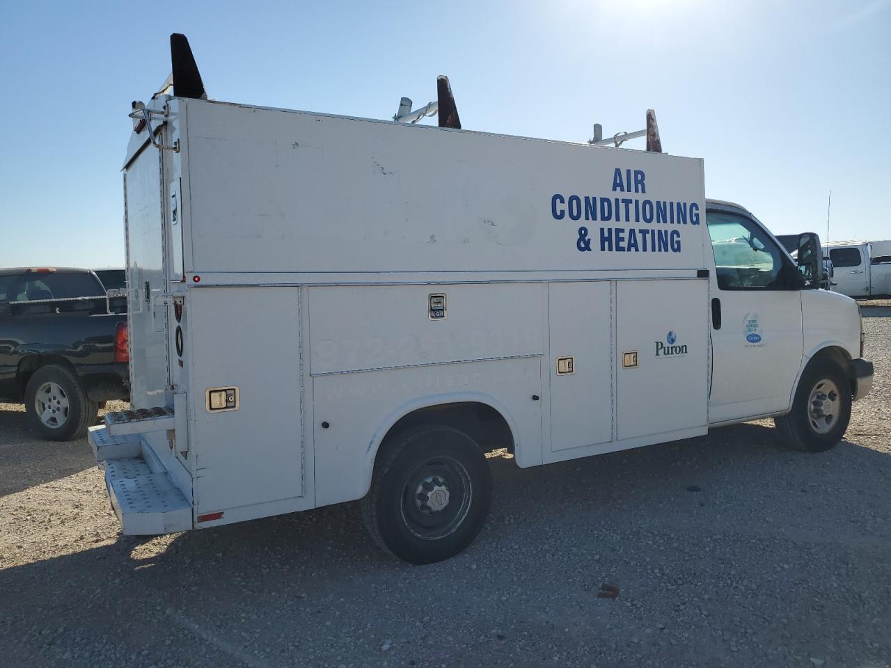 2011 Chevrolet Express G3500 - Фото 3