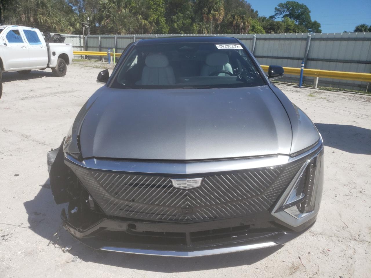 2025 Cadillac Lyriq Luxury - Image 5
