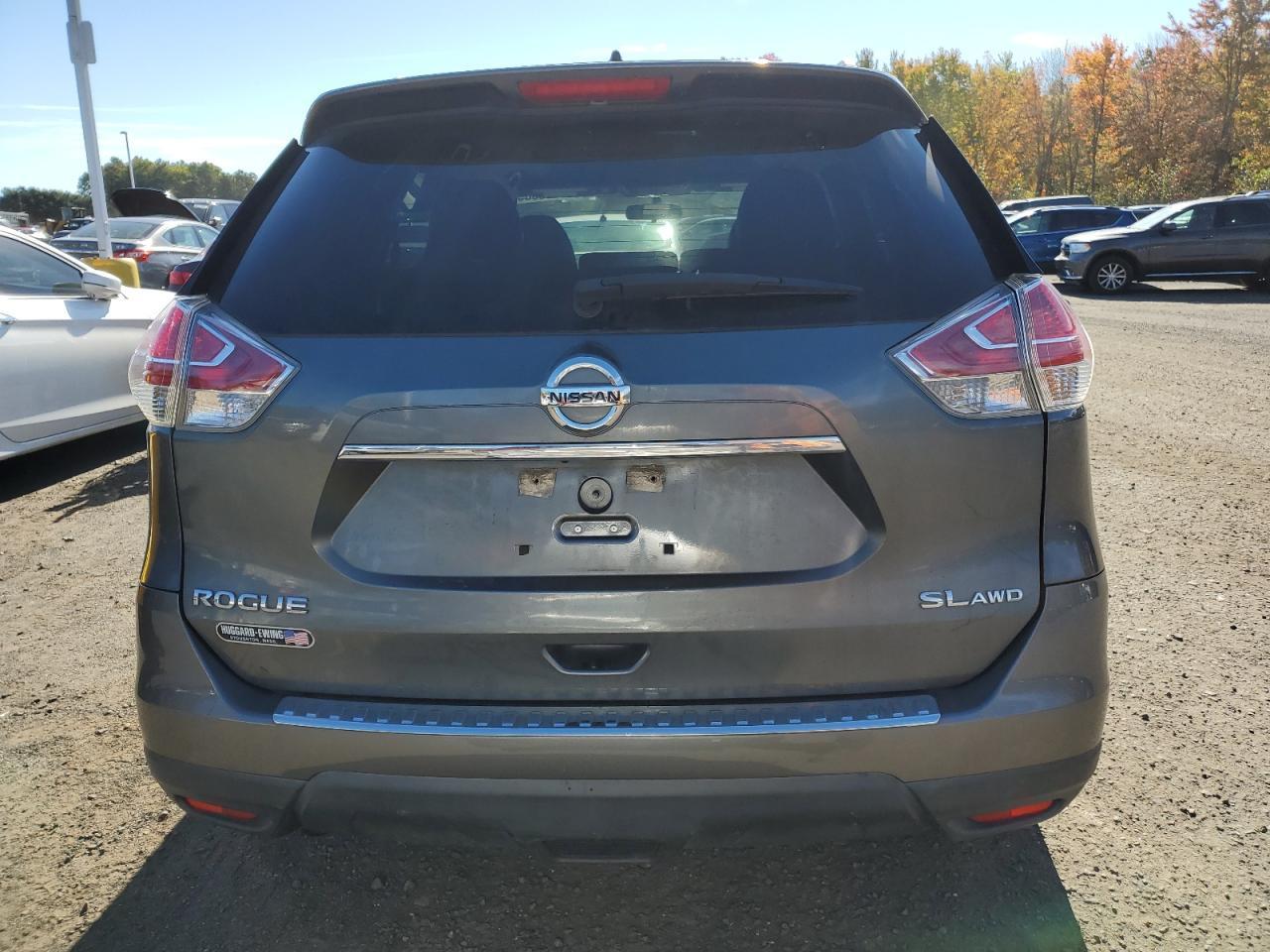 2015 Nissan Rogue S - Фото 6