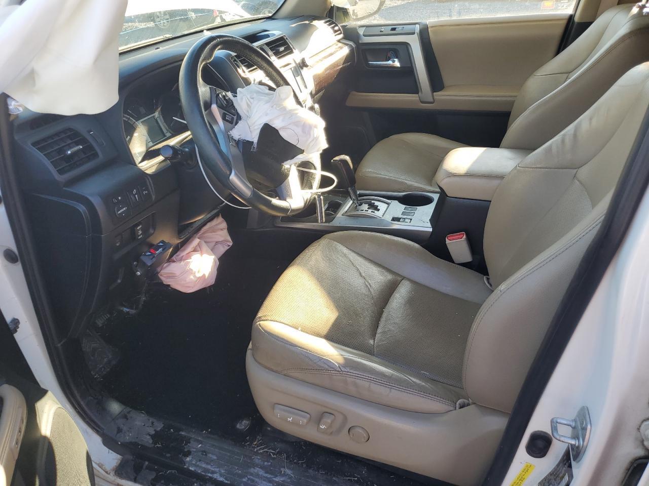 2015 Toyota 4Runner Sr5 - Image 7