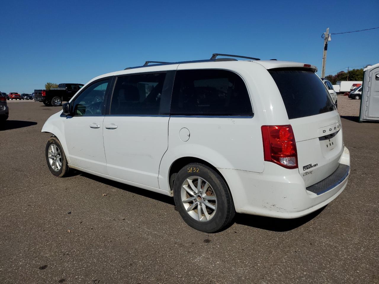 2018 Dodge Grand Caravan Sxt - Image 2
