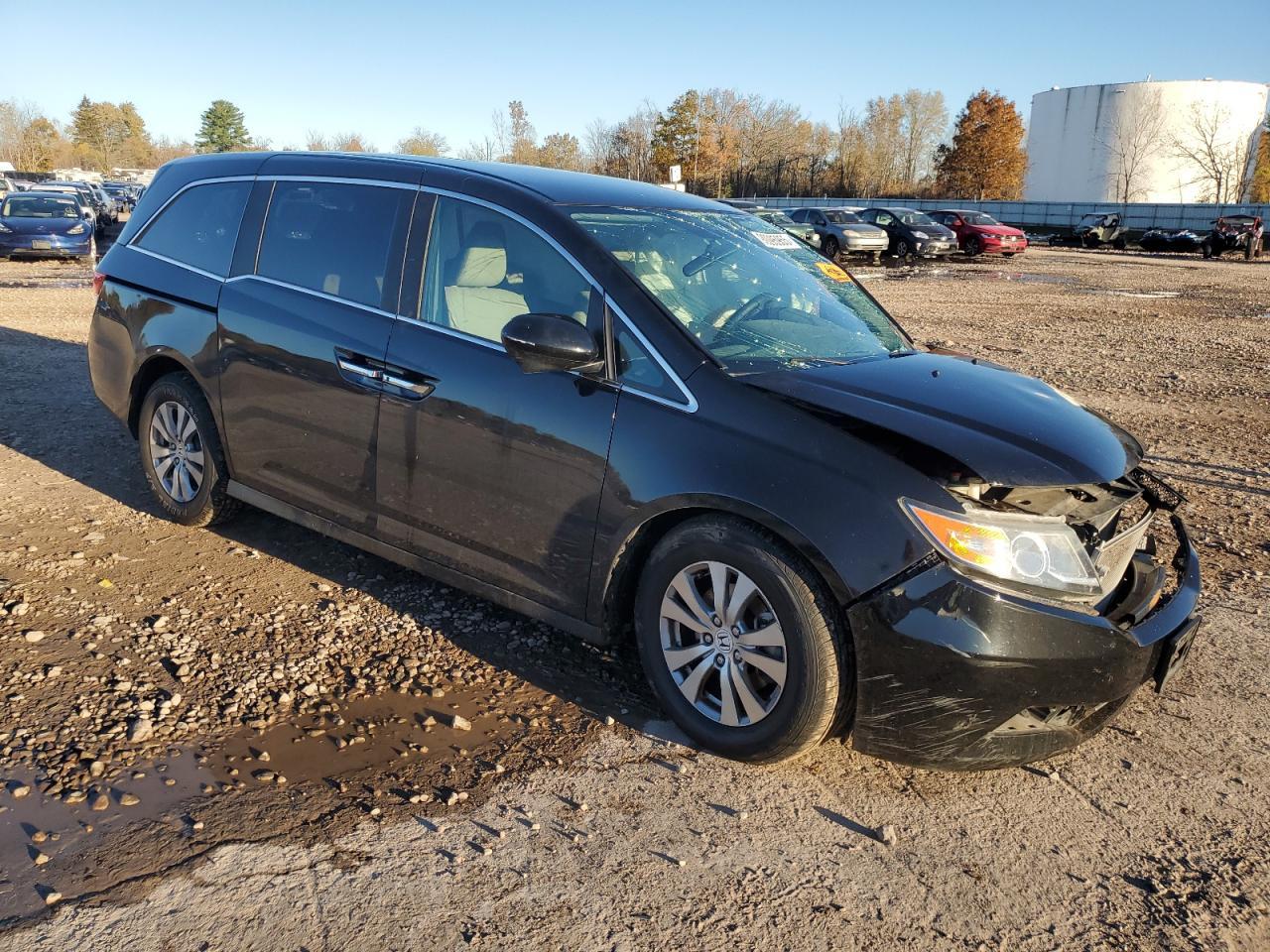2016 Honda Odyssey Se - Image 4