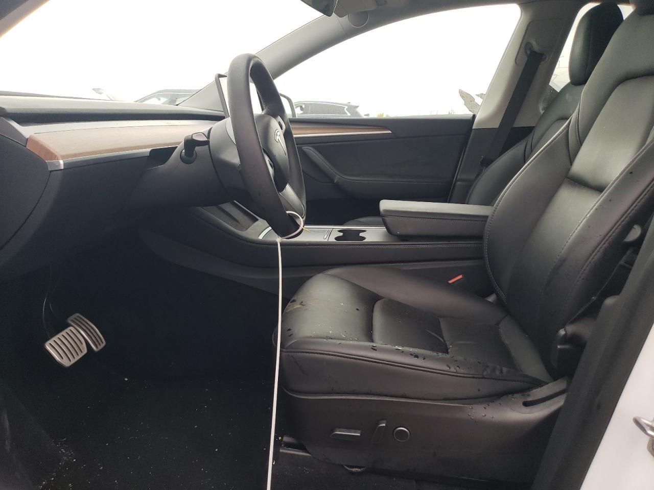 2022 Tesla Model Y - Фото 7