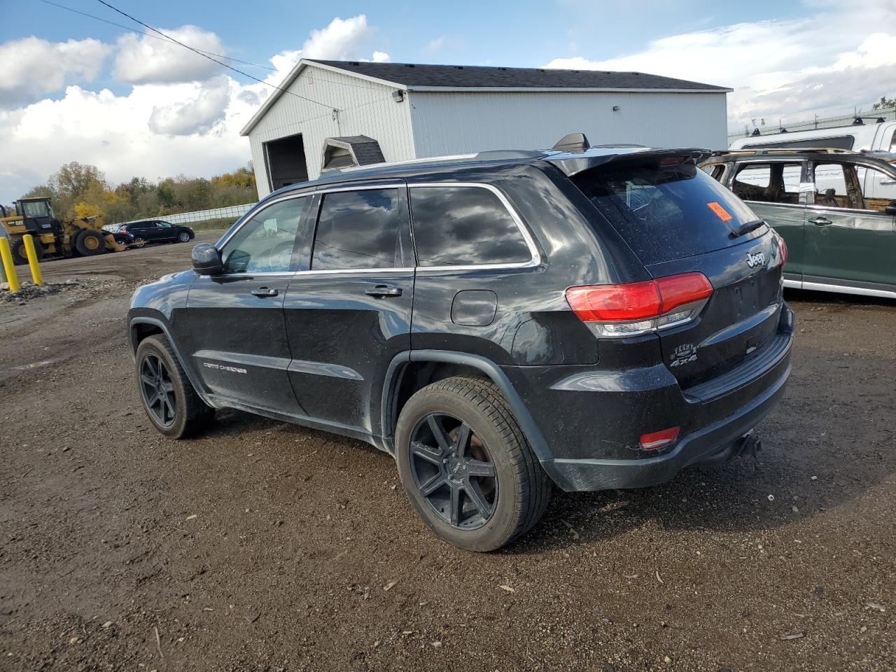 2015 Jeep Grand Cherokee Laredo - Фото 2