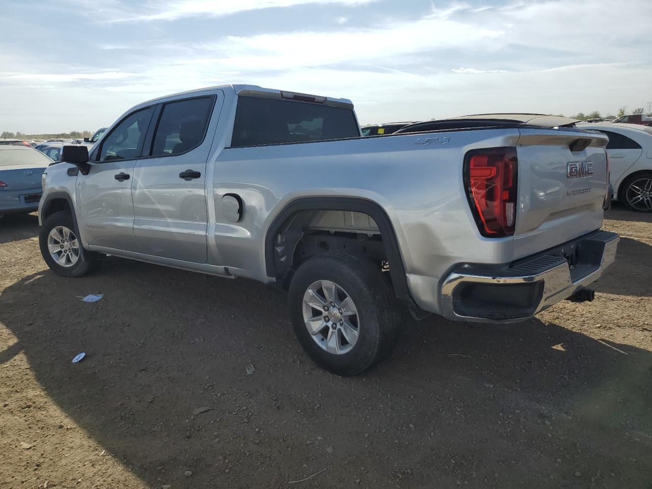2021 GMC Sierra K1500 - Фото 2